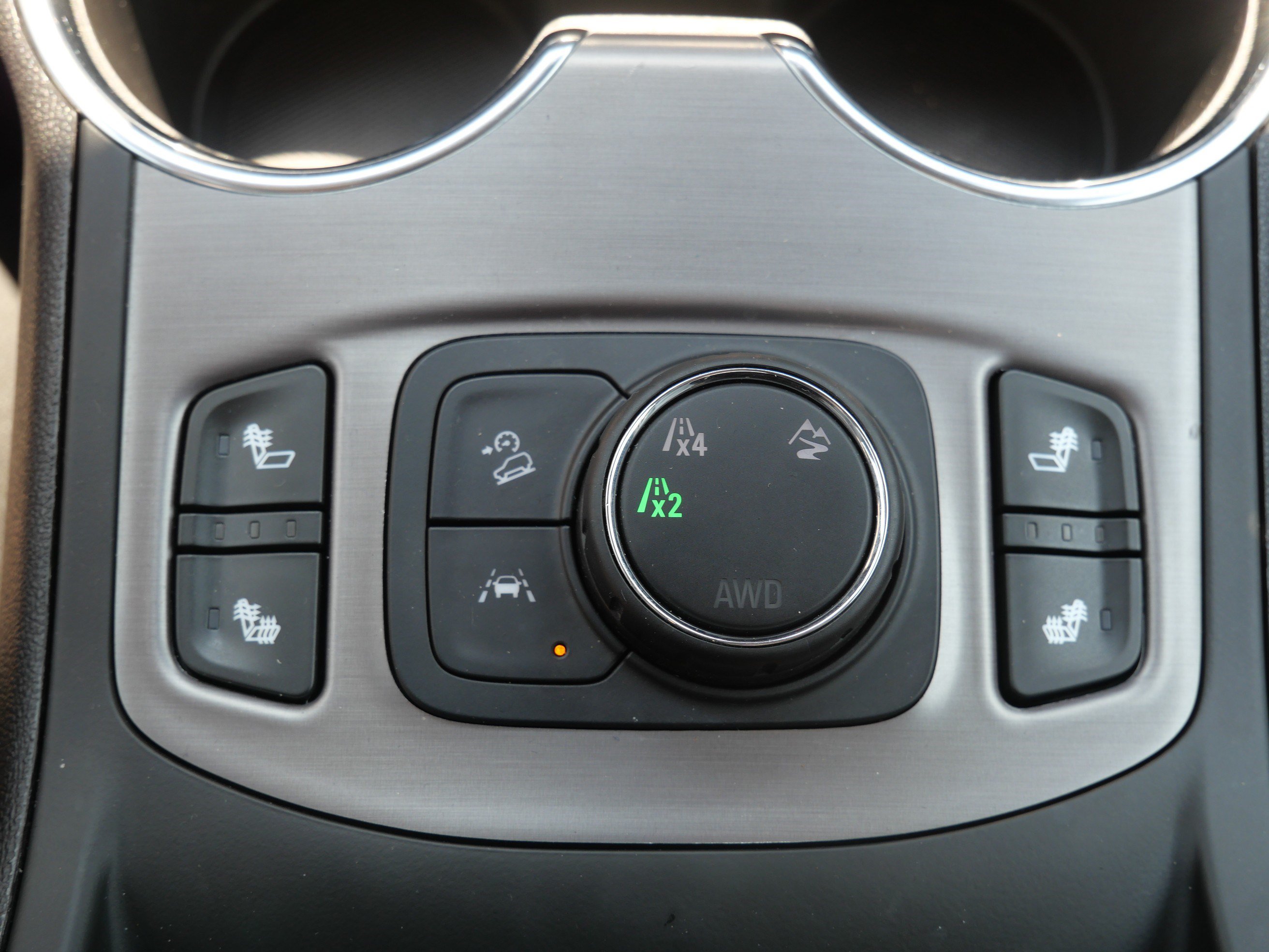 Used 2023 GMC Terrain AT4 w/ GMC Pro Grade Package AWD/4WD image 31