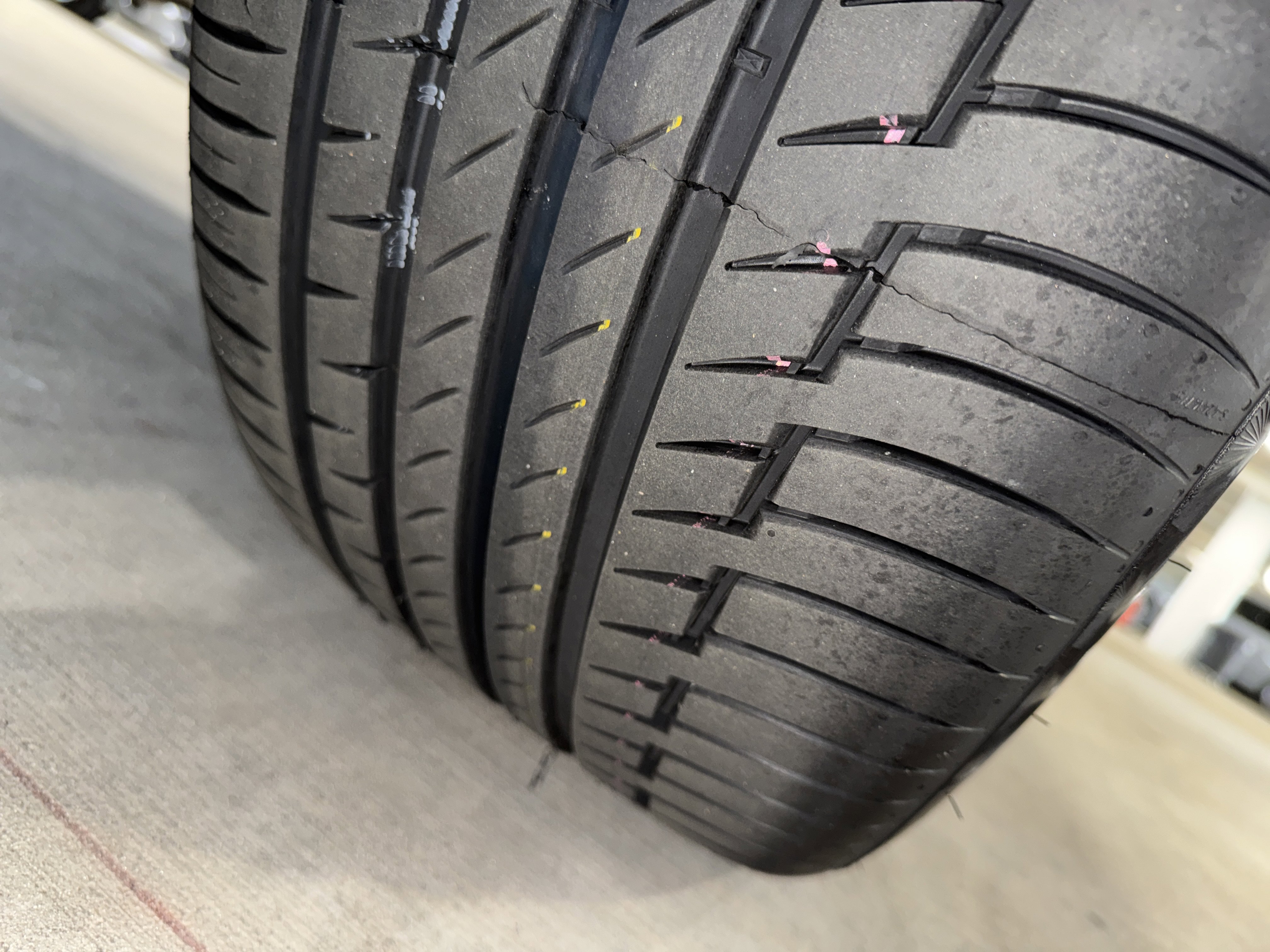 Certified 2025 BMW X7 xDrive40i w/ M Sport Package image 38