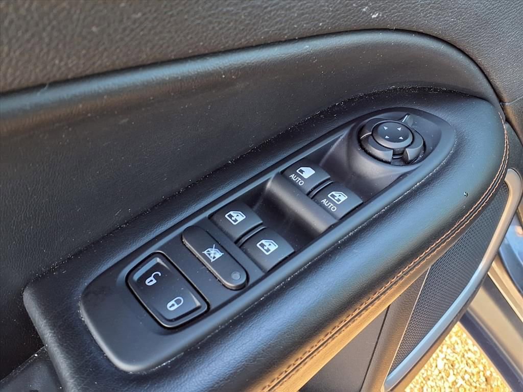 Used 2020 Jeep Compass Limited image 15