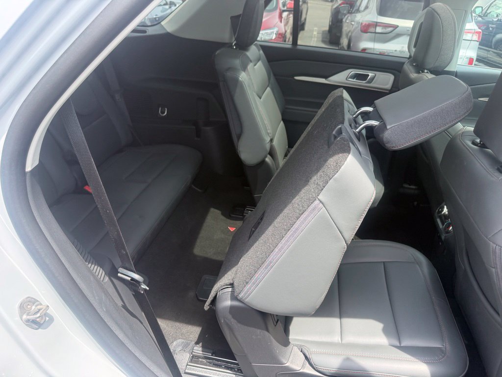 New 2026 Ford Explorer Active w/ Active Comfort Package AWD/4WD image 46