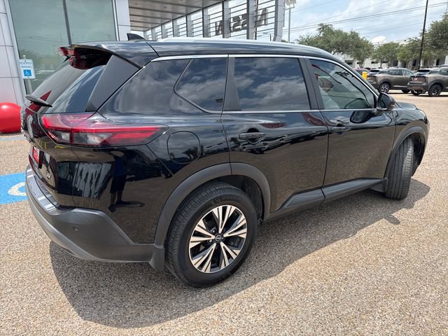 Certified 2022 Nissan Rogue SV w/ SV Premium Package FWD image 6