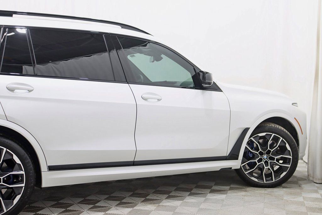Used 2024 BMW X7 M60i w/ Executive Package image 10