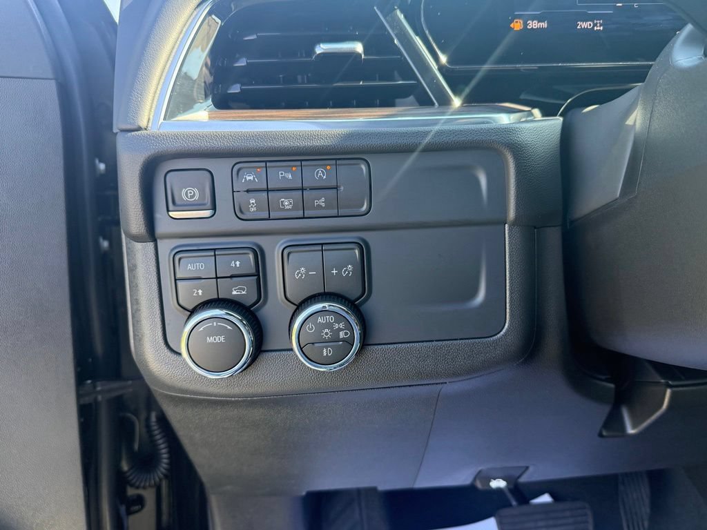 New 2026 Chevrolet Tahoe LT w/ Comfort Package AWD/4WD image 36