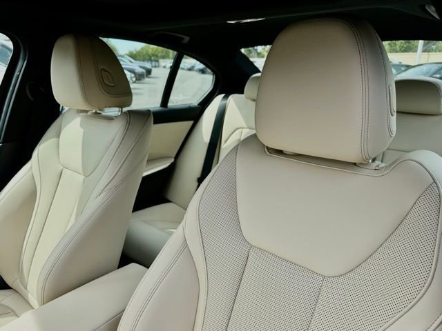 Certified 2023 BMW 330i Sedan w/ Convenience Package image 21