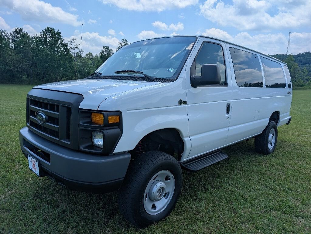 Used 2008 Ford E-350 and Econoline 350 Extended Super Duty