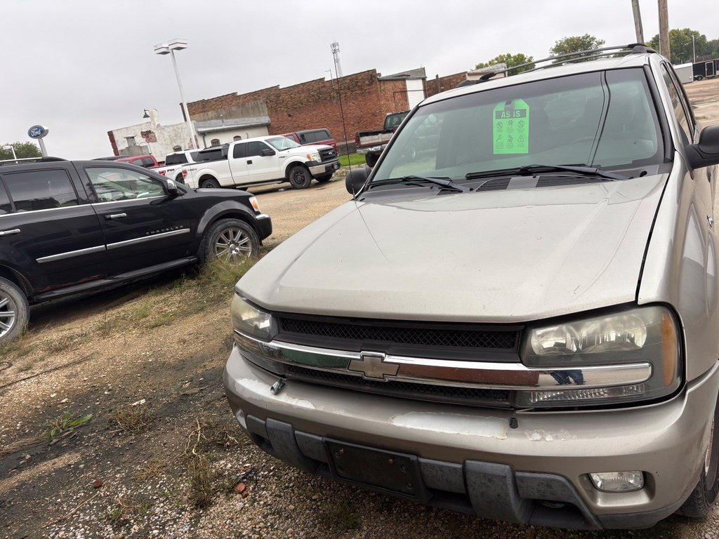 Used 2003 Chevrolet TrailBlazer LT w/ Driver Convenience Package AWD/4WD image 5