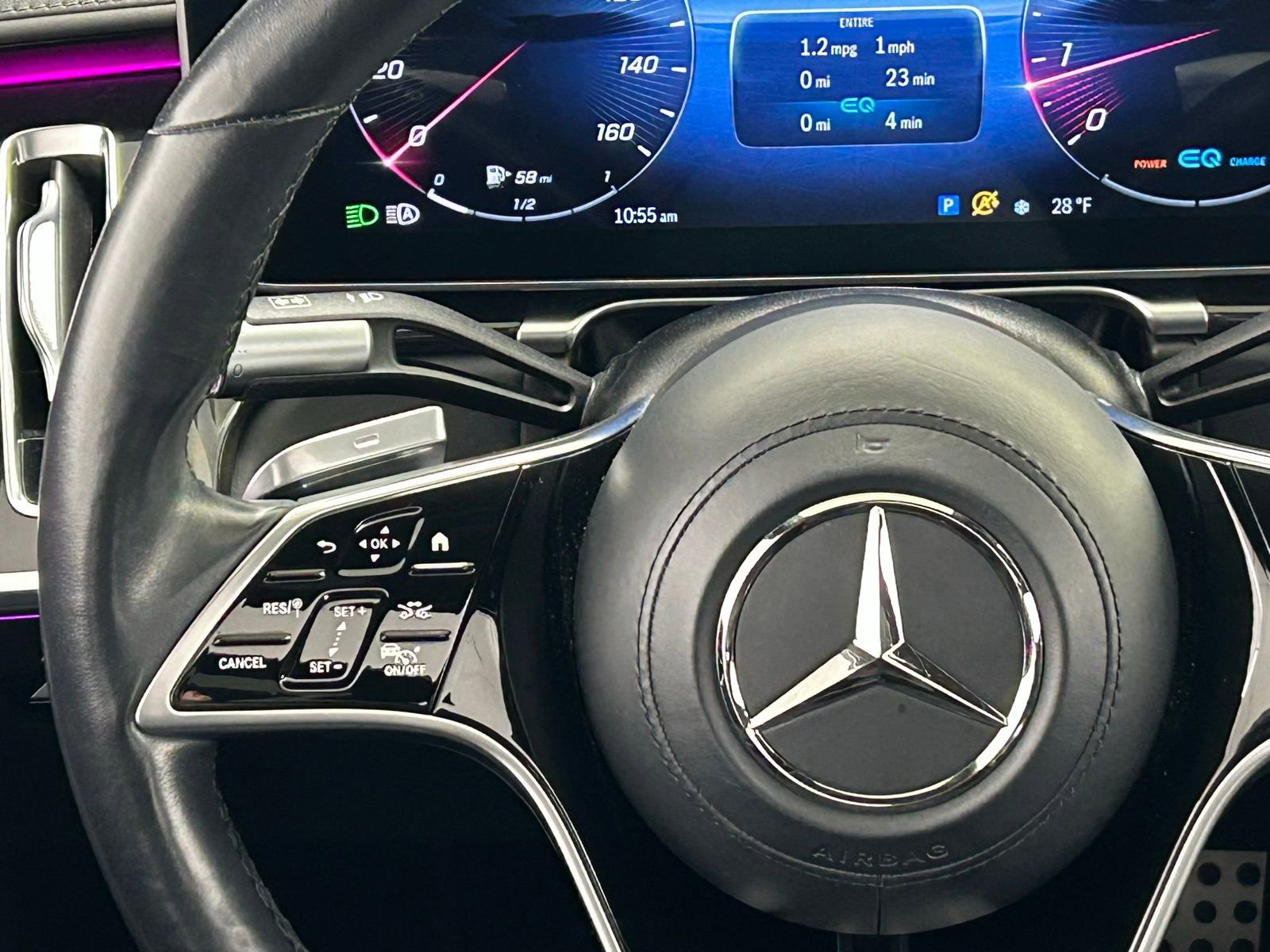 Used 2022 Mercedes-Benz S 580 4MATIC Sedan w/ AMG Line Package image 12