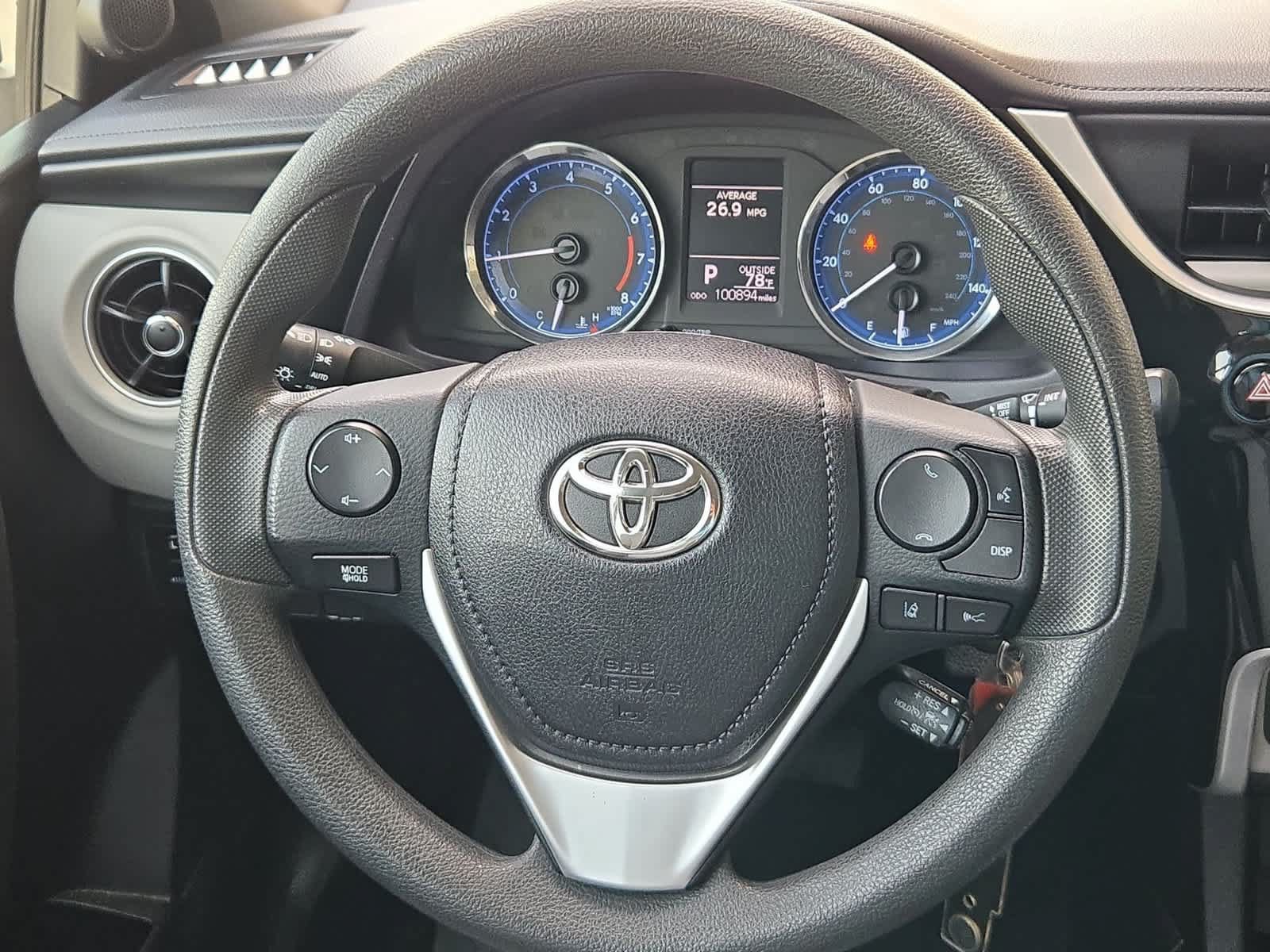 Used 2019 Toyota Corolla LE w/ Carpet Mat Package (TMS) FWD image 22