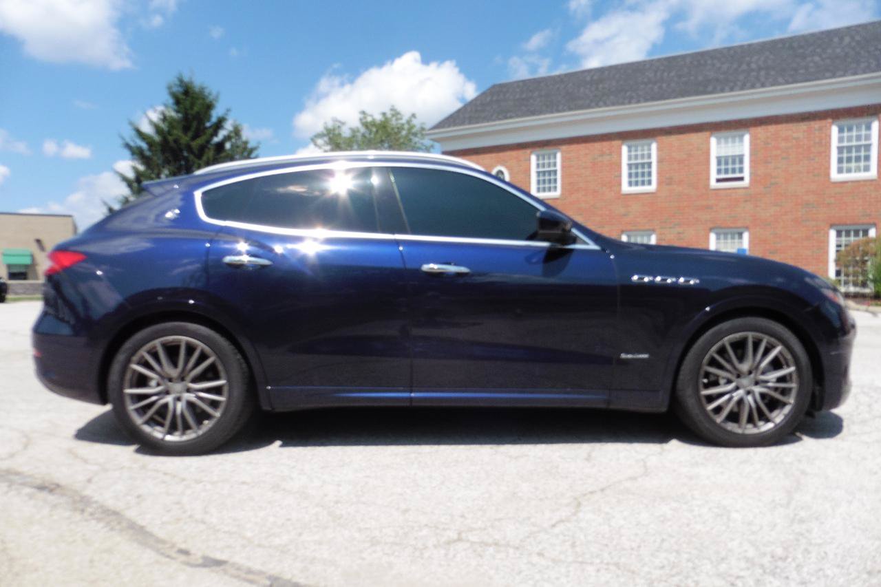 Used 2019 Maserati Levante GranLusso AWD/4WD image 22