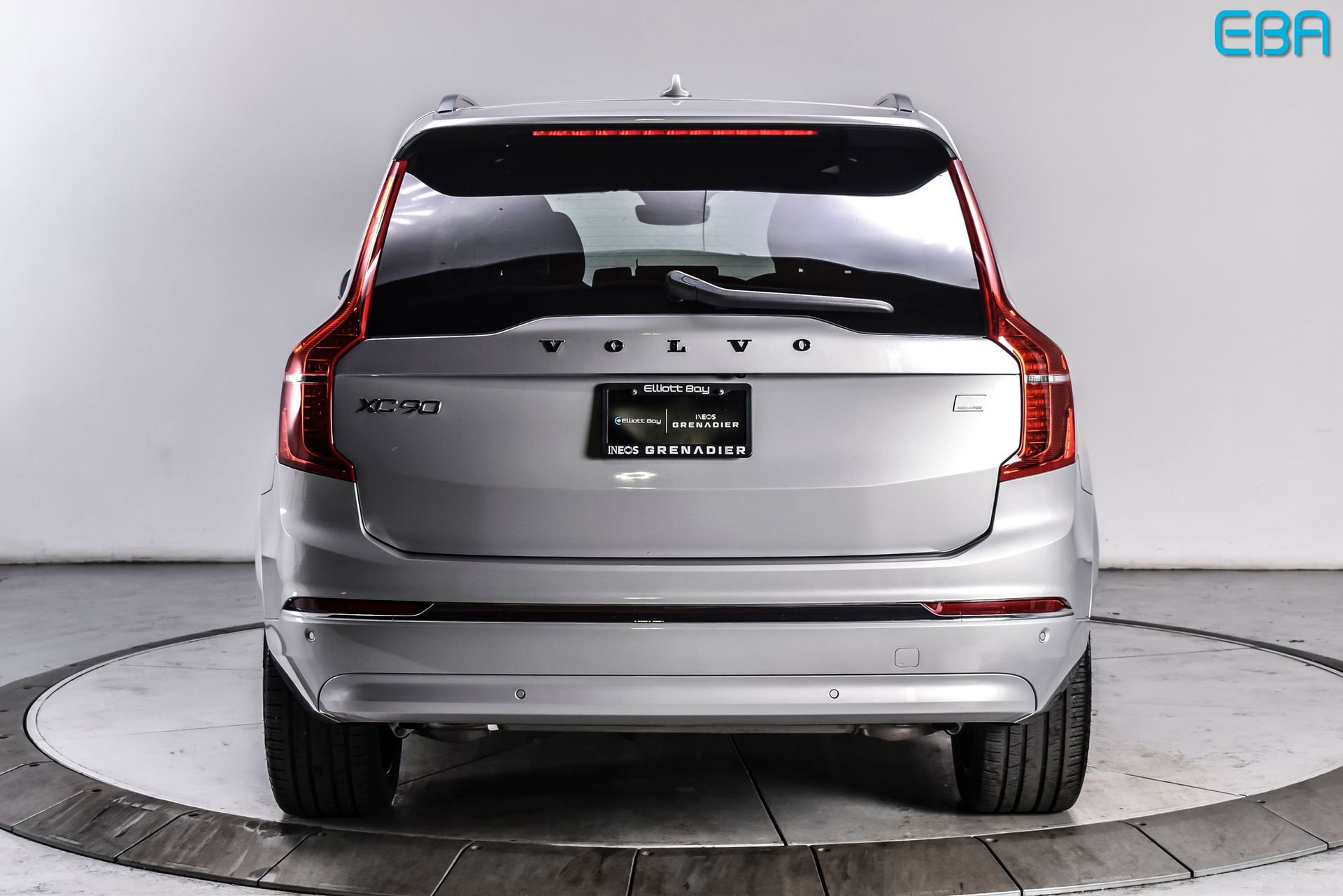 Used 2024 Volvo XC90 T8 Ultimate w/ Protection Package AWD/4WD image 5