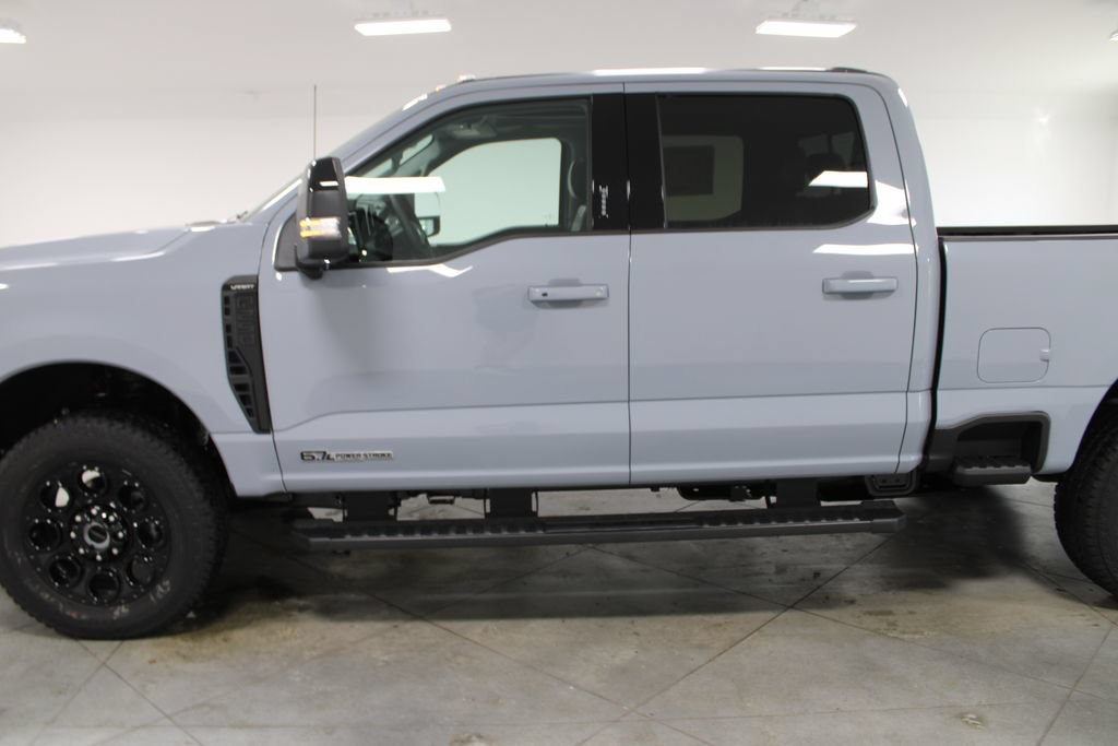 New 2026 Ford F250 Lariat w/ Black Appearance Package AWD/4WD image 5