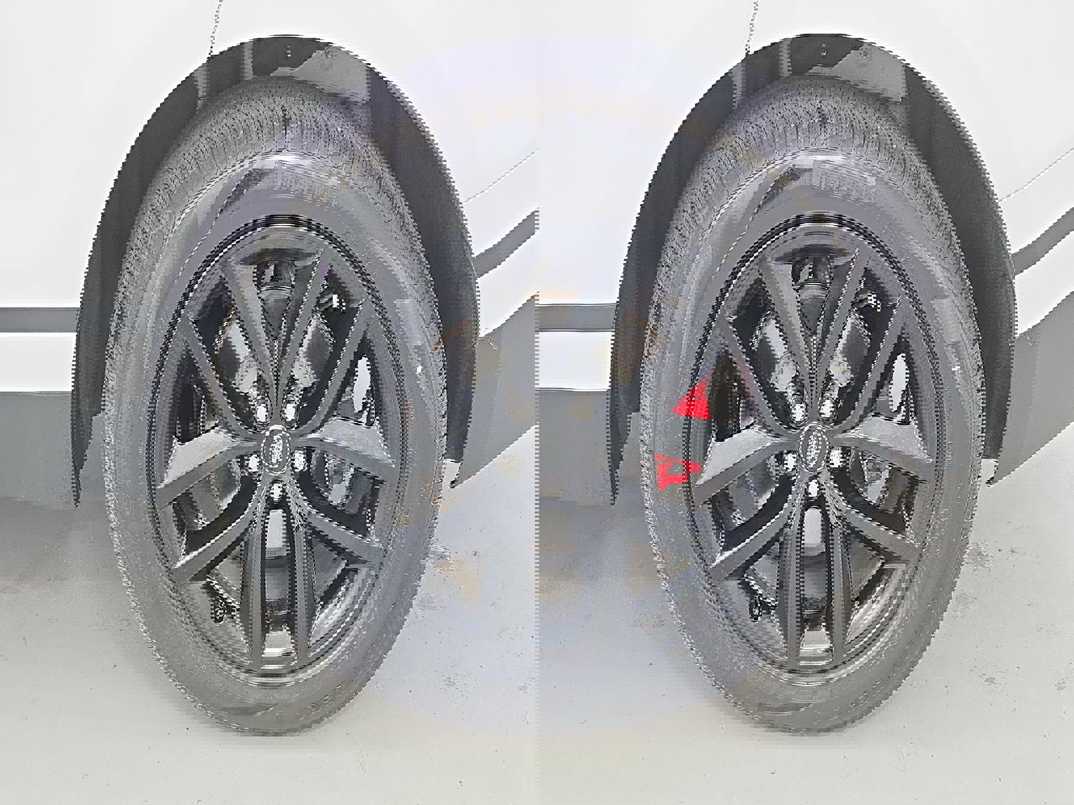 Certified 2025 Land Rover Range Rover Velar S image 34