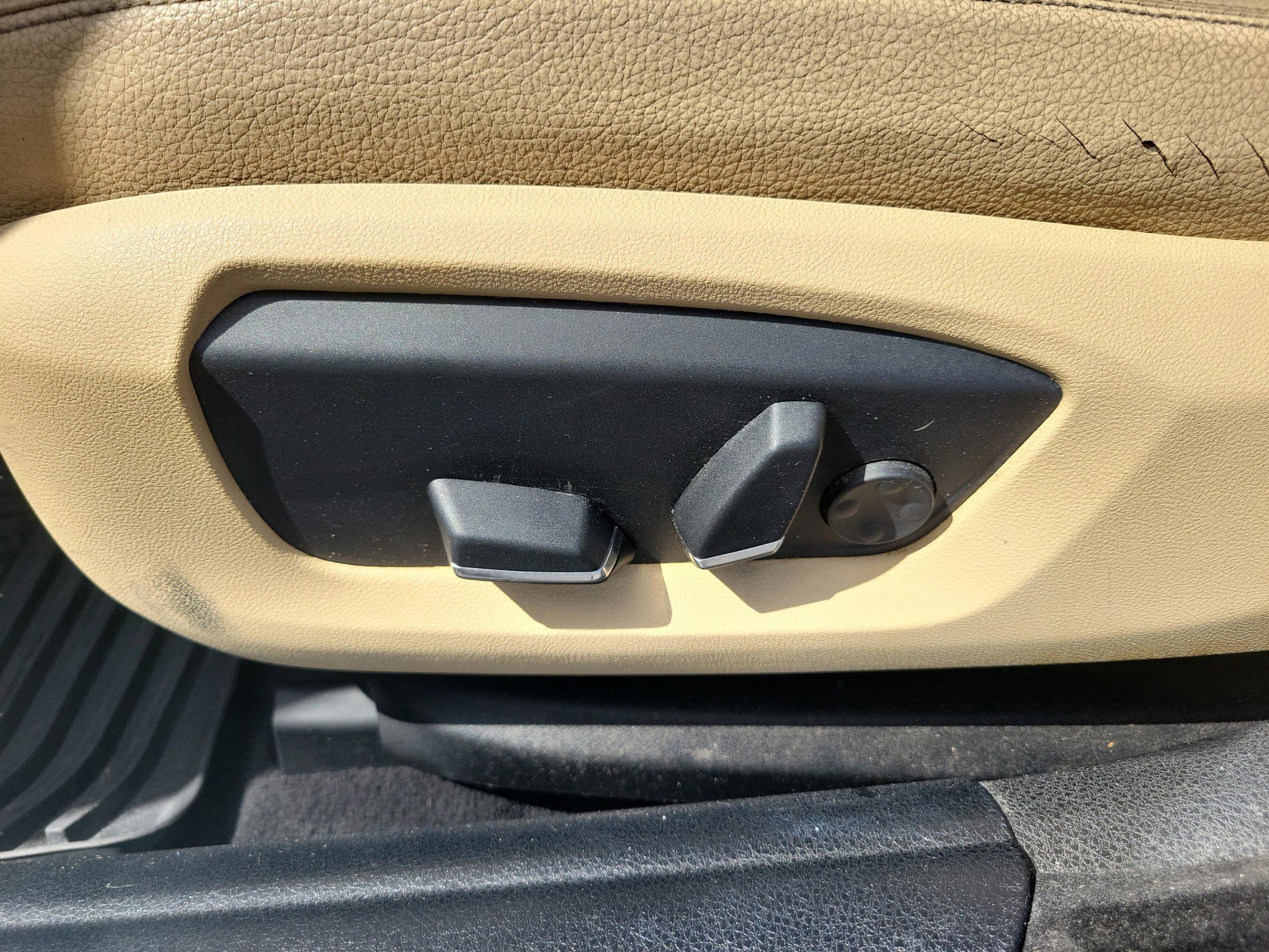 Used 2016 BMW 528i Sedan image 28