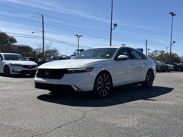Certified 2025 Honda Accord Touring image 9