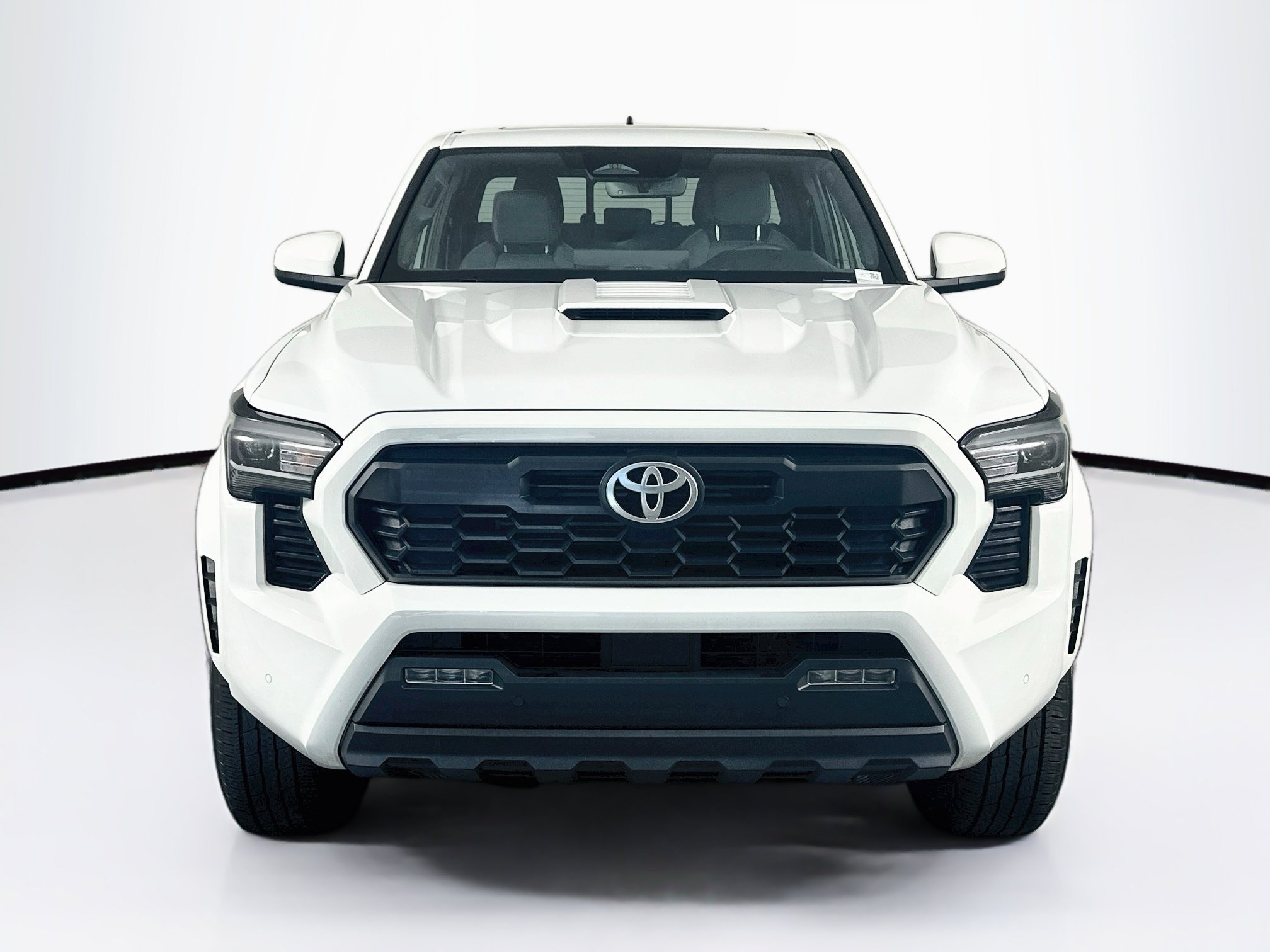 Used 2024 Toyota Tacoma TRD Sport w/ TRD Sport Upgrade Package RWD image 2