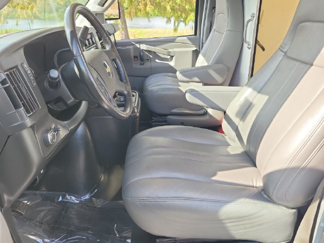 Used 2021 Chevrolet Express 3500 w/ Power Convenience Package RWD image 19
