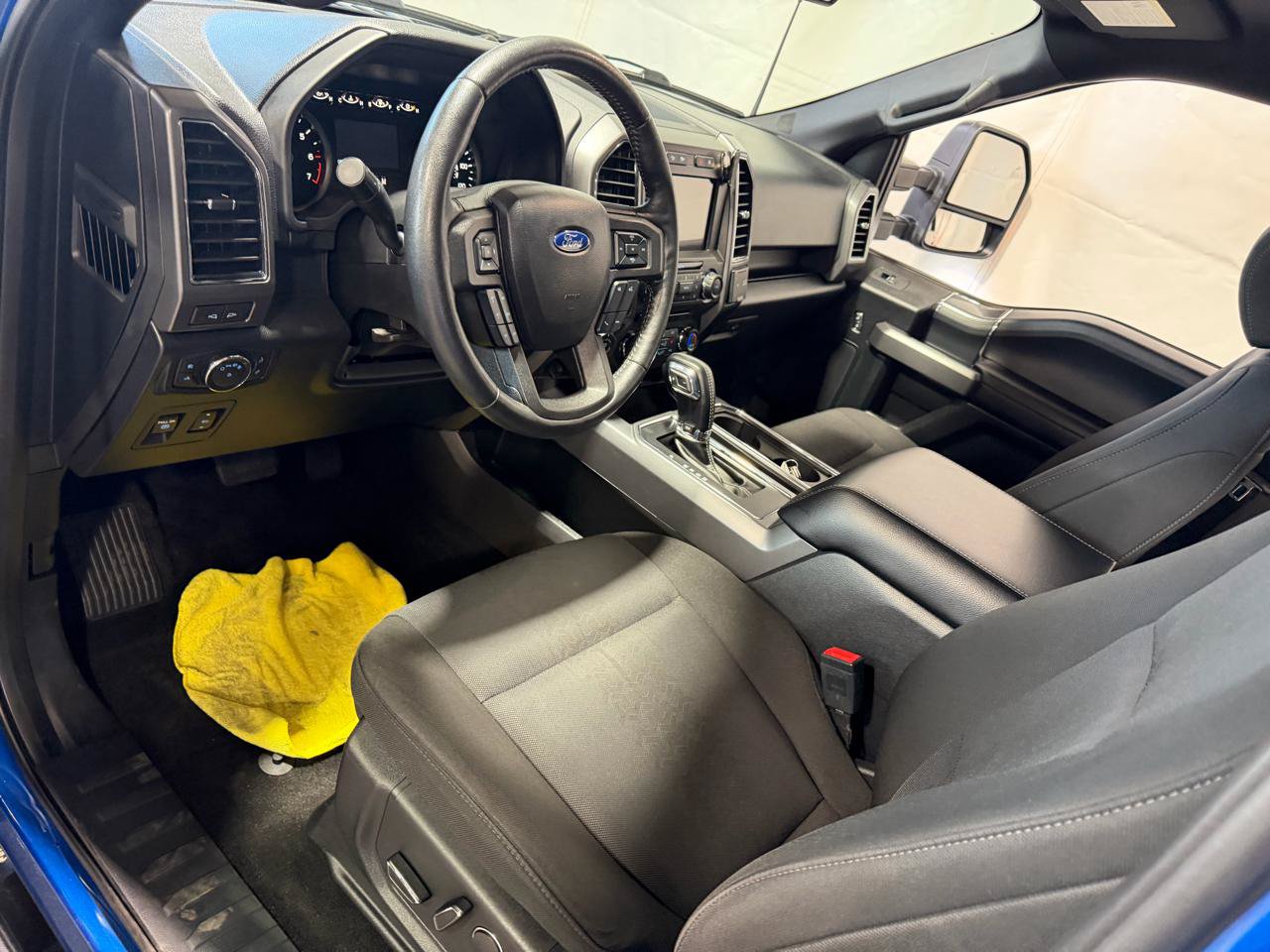 Used 2018 Ford F150 XLT w/ Equipment Group 302A Luxury AWD/4WD image 22