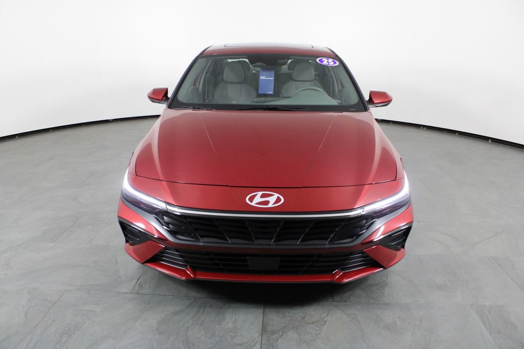 Certified 2025 Hyundai Elantra SEL FWD image 14