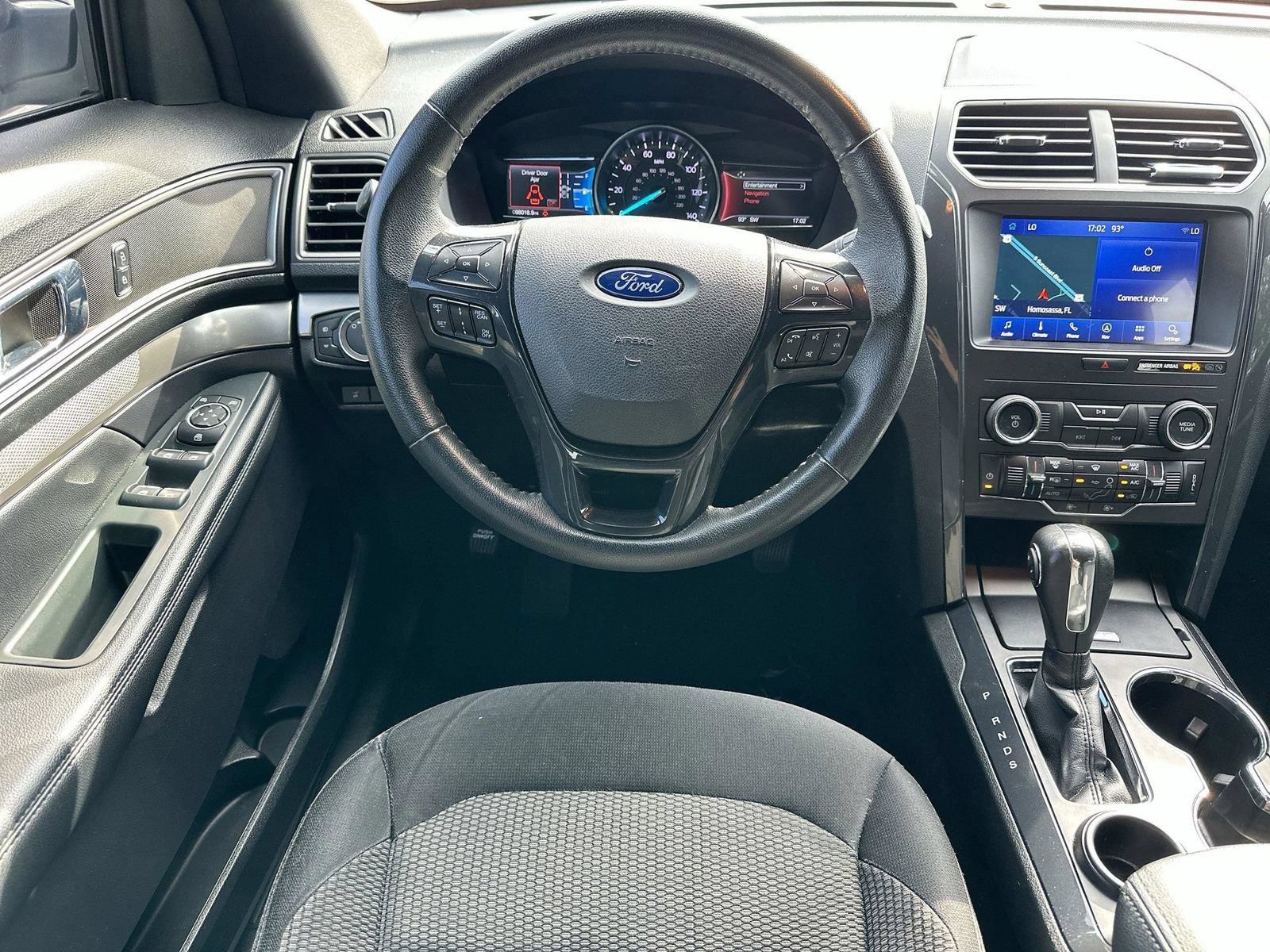 Used 2019 Ford Explorer XLT w/ Equipment Group 201A FWD image 12