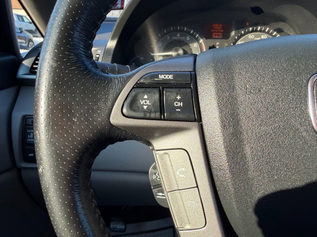Used 2013 Honda Odyssey Touring Elite image 14