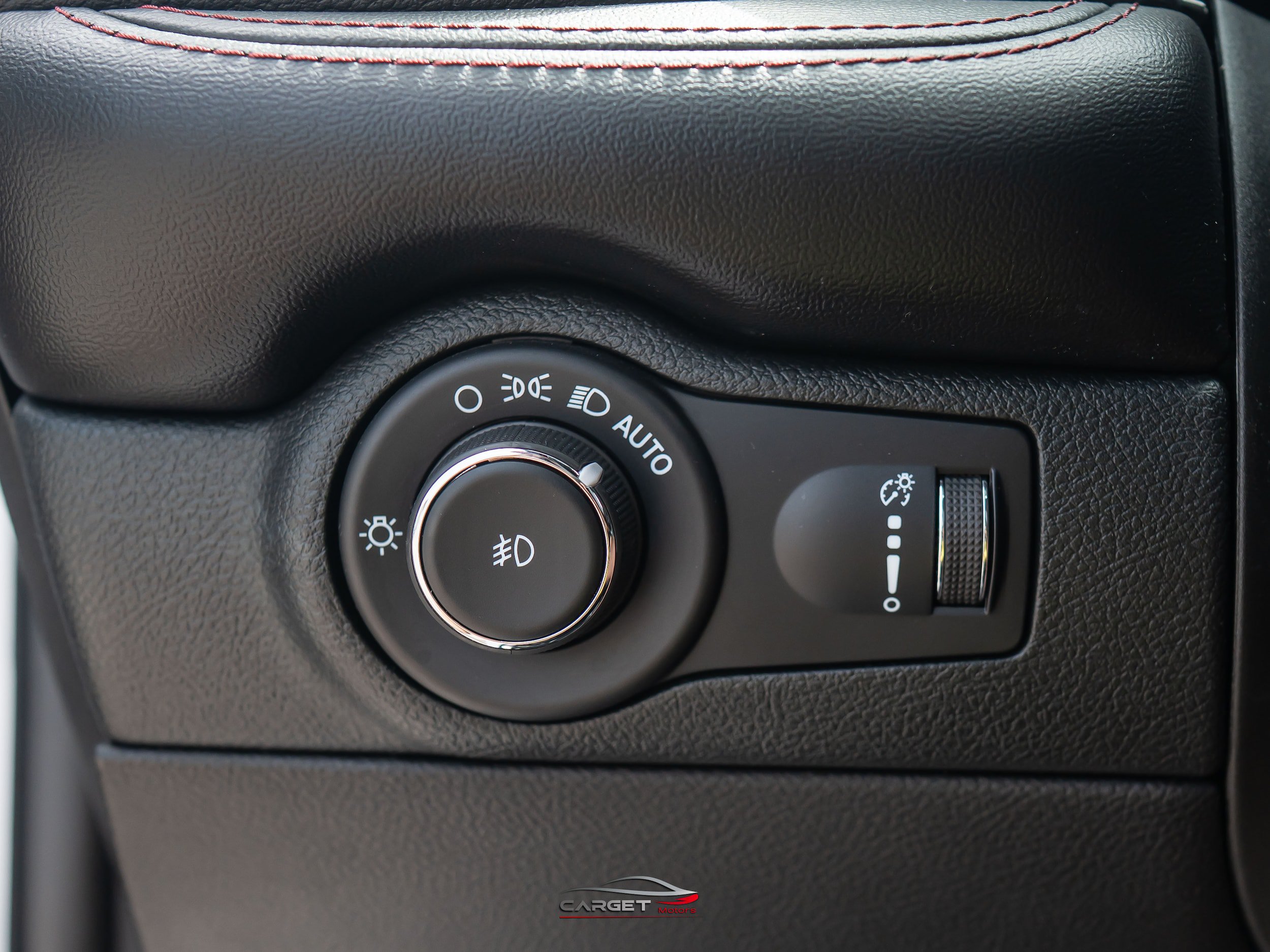 Used 2022 Dodge Durango R/T w/ Blacktop Package AWD/4WD image 41