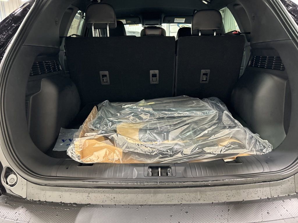 New 2026 Ford Escape ST-Line Select w/ Tech Pack #2 AWD/4WD image 28
