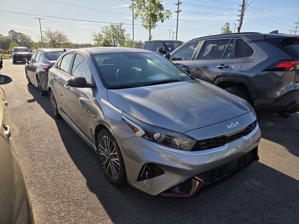 Used 2024 Kia Forte GT-Line w/ GT-Line Premium Package image 3