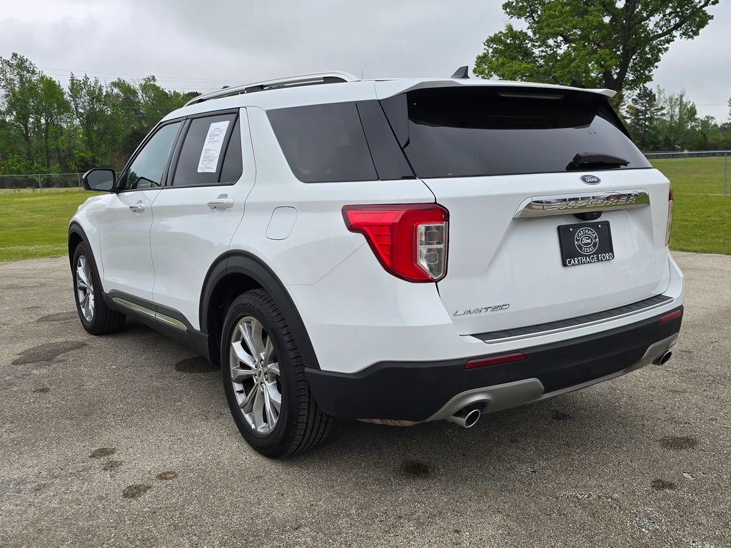 Used 2023 Ford Explorer Limited image 3