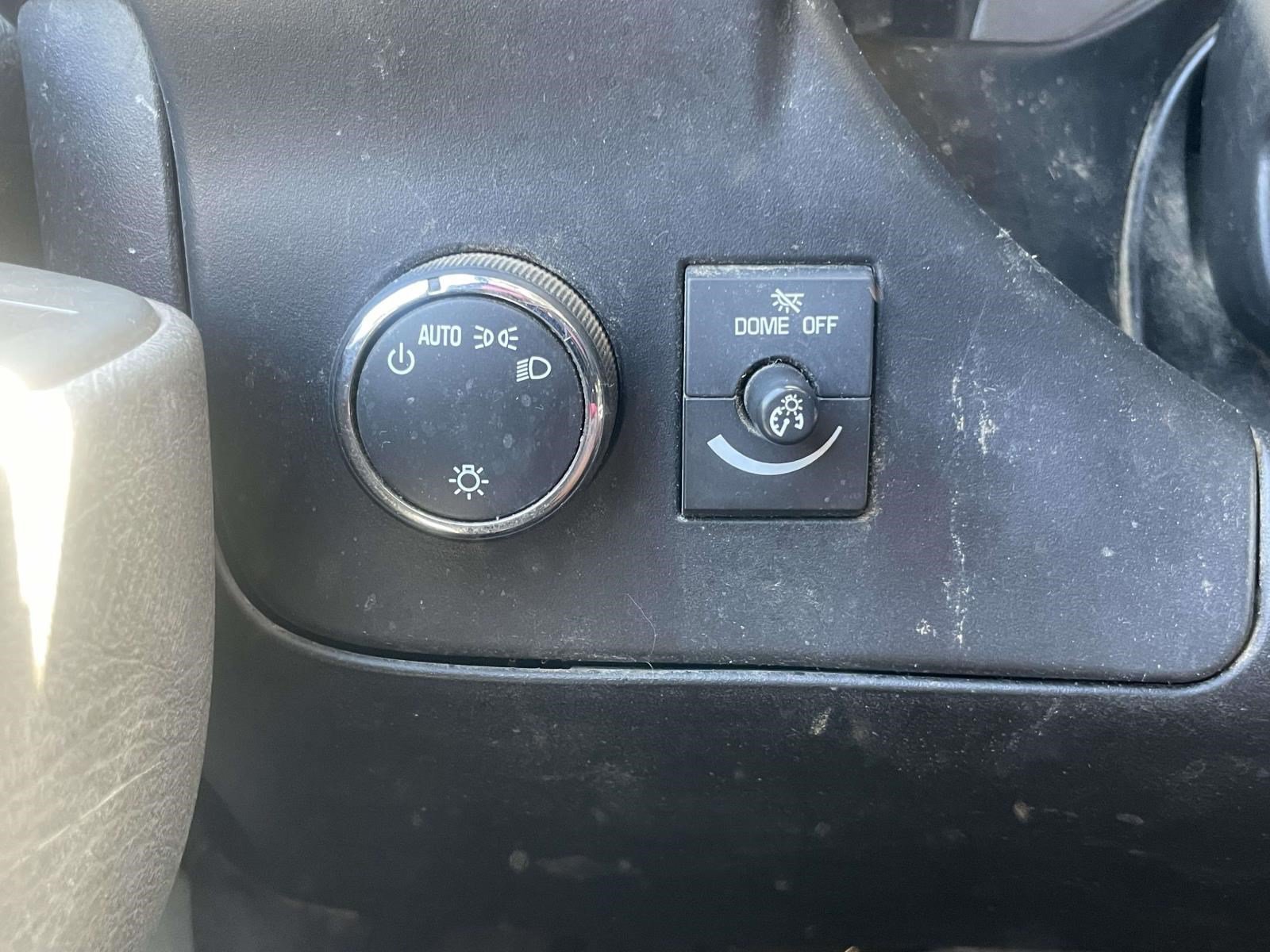 Used 2019 Chevrolet Express 2500 w/ Driver Convenience Package RWD image 14