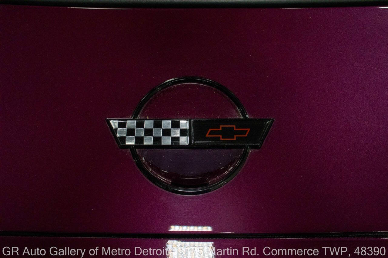 Used 1995 Chevrolet Corvette Coupe RWD image 31