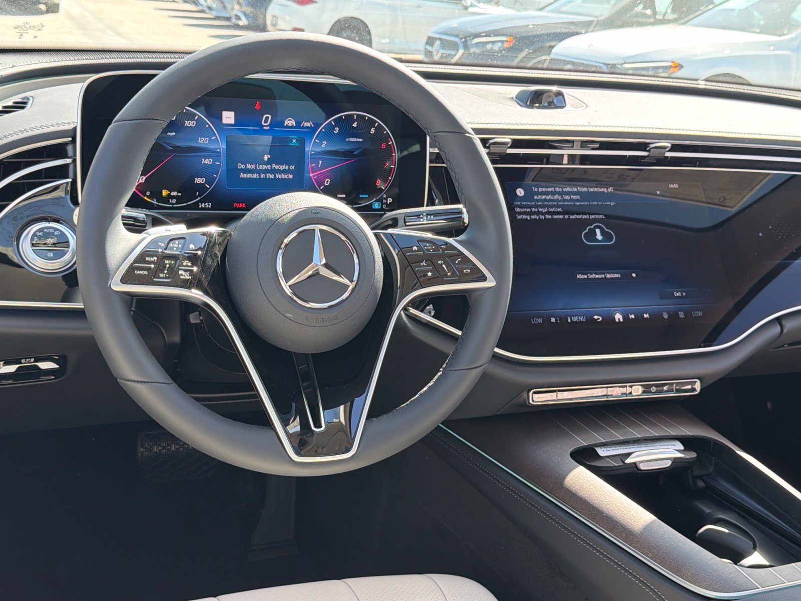 New 2027 Mercedes-Benz E 450 4MATIC Sedan image 26
