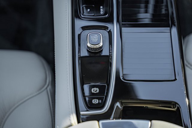 Used 2023 Volvo S60 T8 Plus image 22