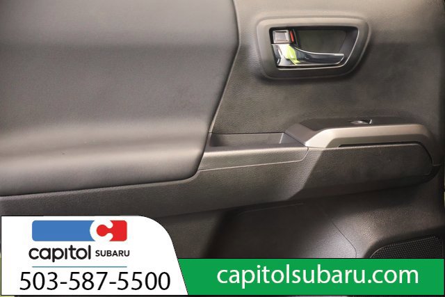 Used 2023 Toyota Tacoma TRD Sport w/ TRD Premium Sport Package AWD/4WD image 33