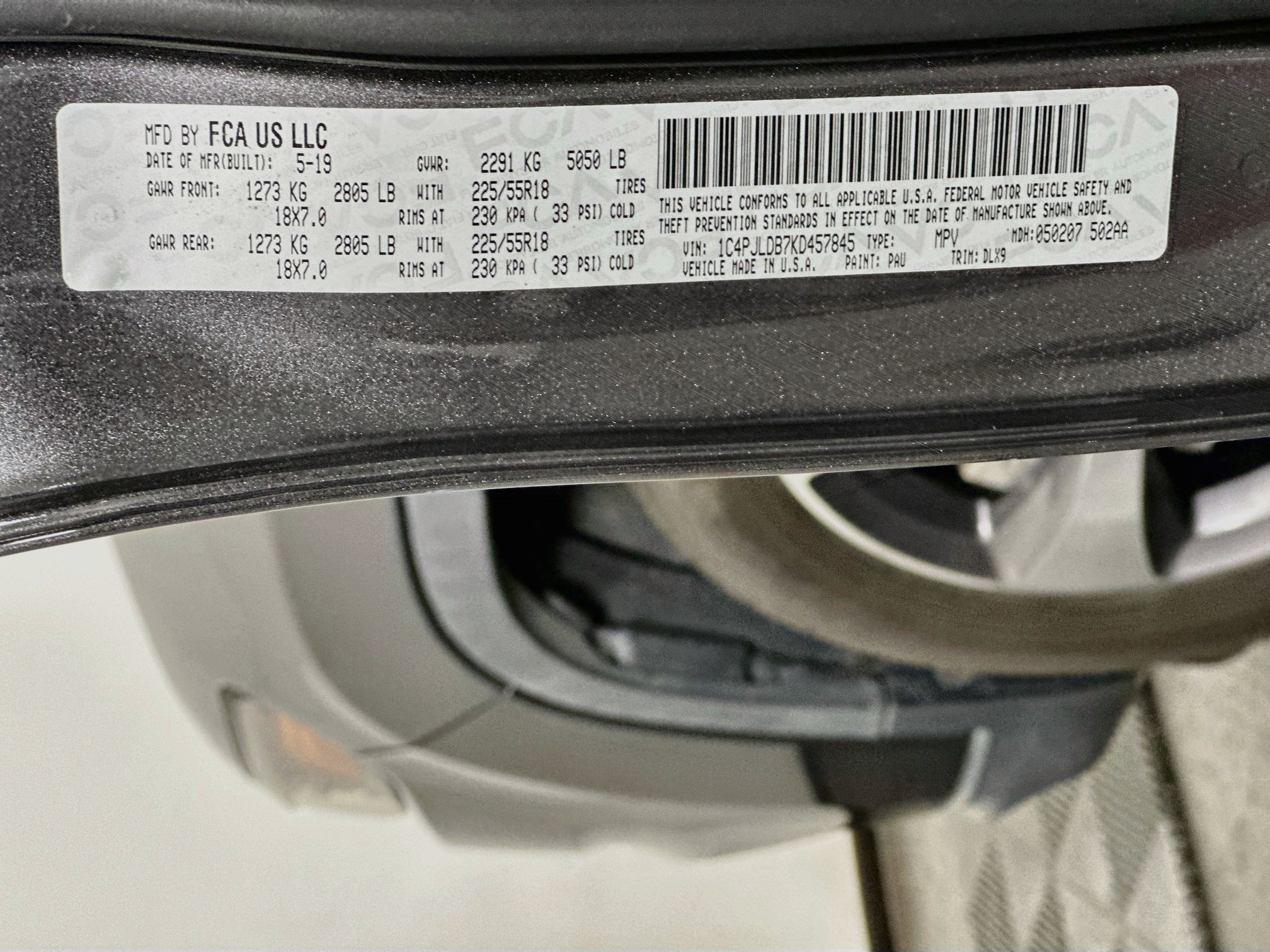 Used 2019 Jeep Cherokee Limited FWD image 12