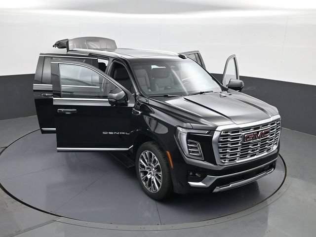 New 2026 GMC Yukon XL Denali w/ Denali Reserve Package AWD/4WD image 30