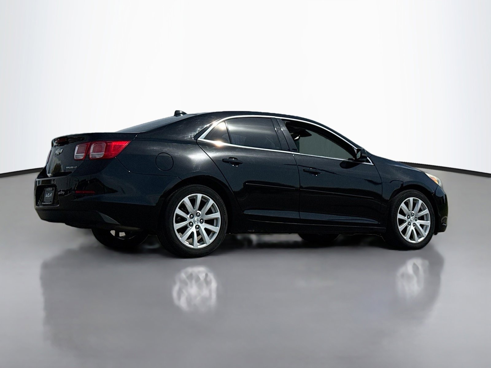 Used 2013 Chevrolet Malibu LT FWD image 2