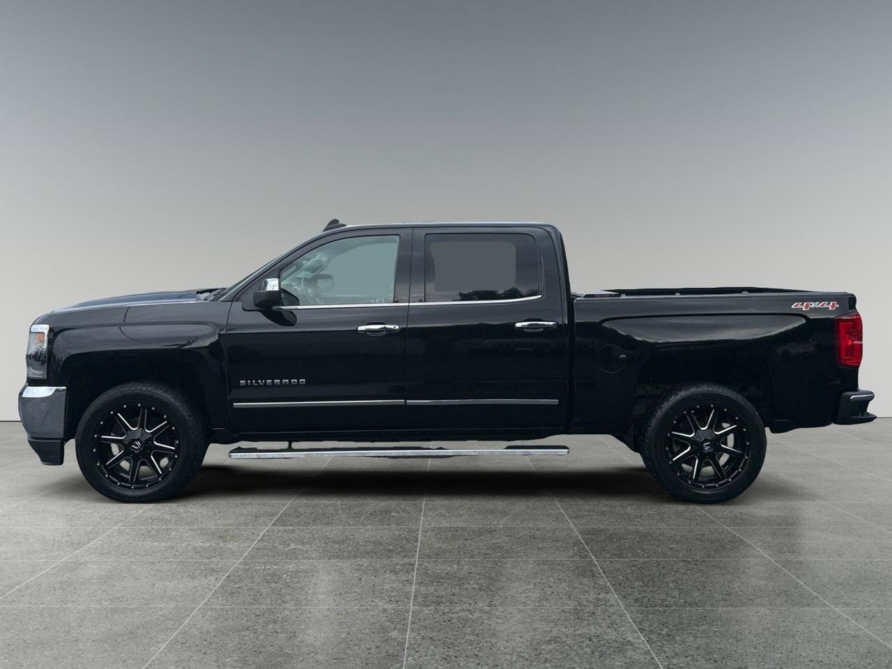 Used 2016 Chevrolet Silverado 1500 LTZ w/ LTZ Plus Package AWD/4WD image 3