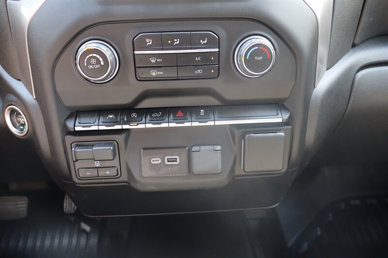 Used 2023 Chevrolet Silverado 1500 W/T w/ WT Value Package AWD/4WD image 15