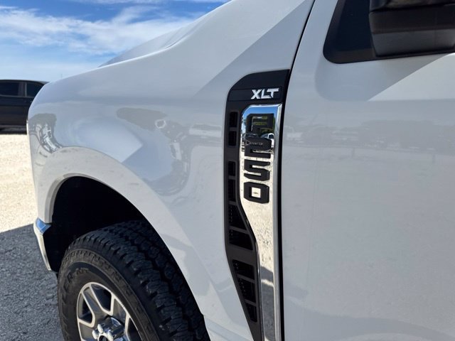 Used 2025 Ford F250 XLT w/ FX4 Off-Road Package AWD/4WD image 8