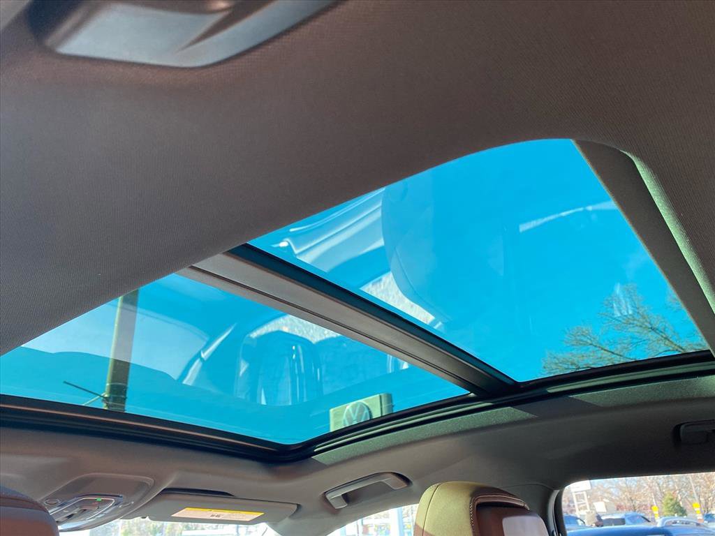 Used 2024 Audi Q8 e-tron Premium Plus image 21