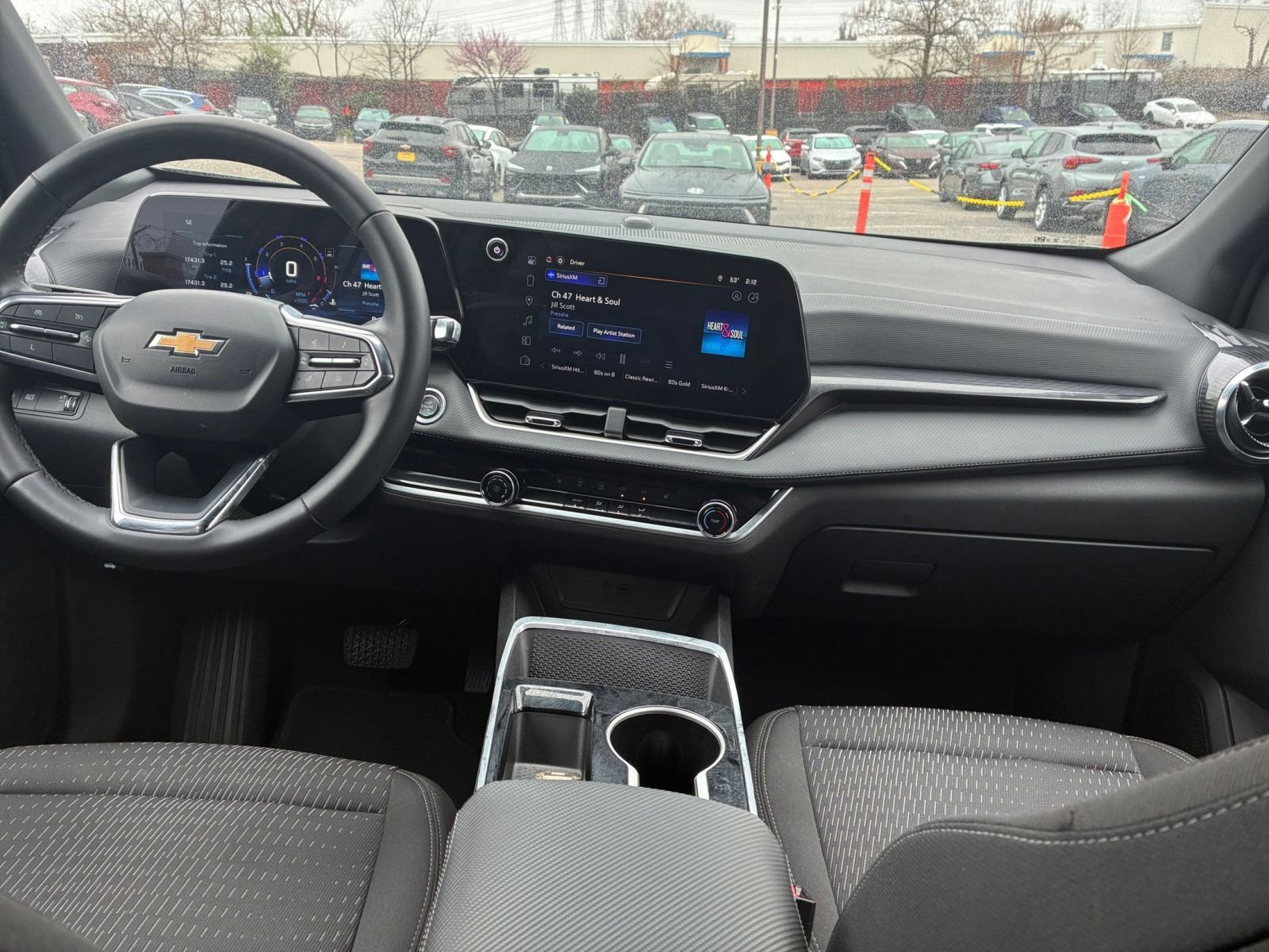 Used 2025 Chevrolet Equinox LT FWD image 28