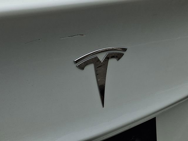 Used 2020 Tesla Model 3 Standard Range Plus image 33