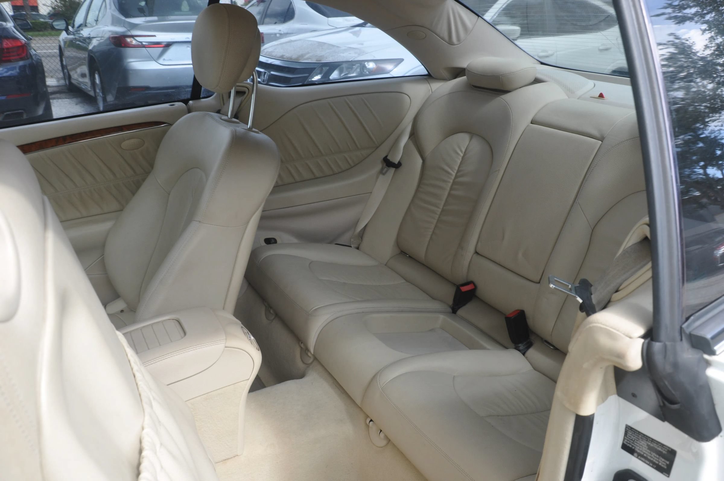 Used 2006 Mercedes-Benz CLK 350 Coupe image 22