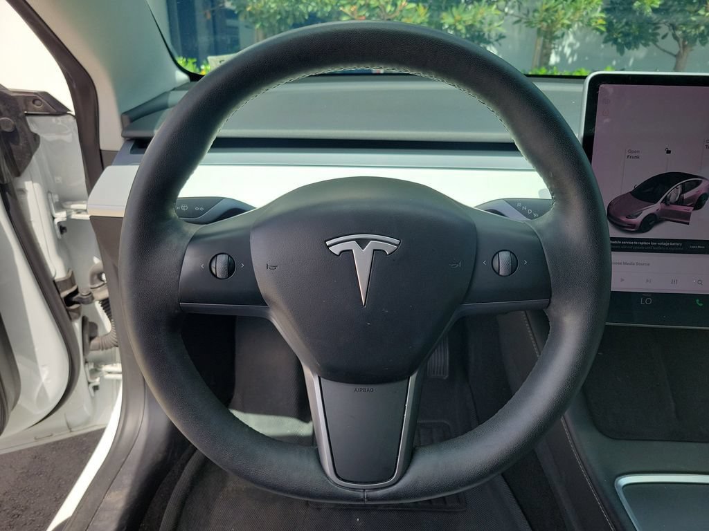 Used 2021 Tesla Model 3 Standard Range Plus RWD image 13