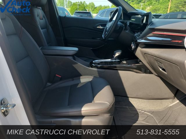 Used 2026 Chevrolet Trax RS FWD image 29