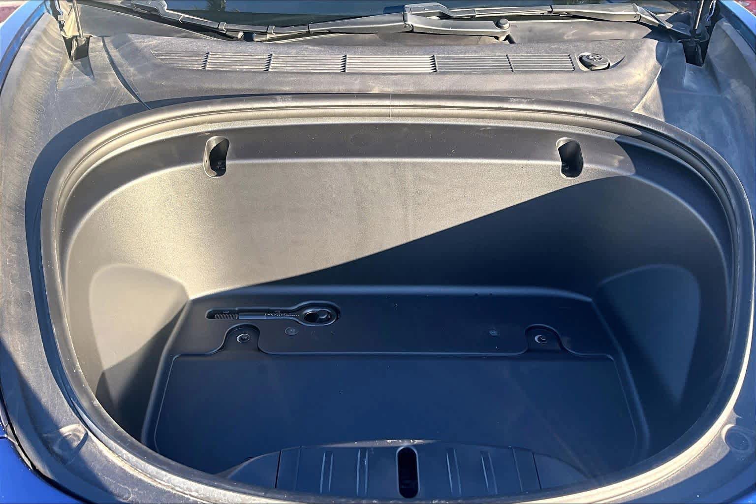 Used 2020 Tesla Model 3 Standard Range image 29