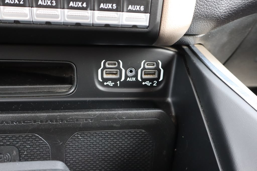 Used 2022 RAM 3500 Laramie AWD/4WD image 21