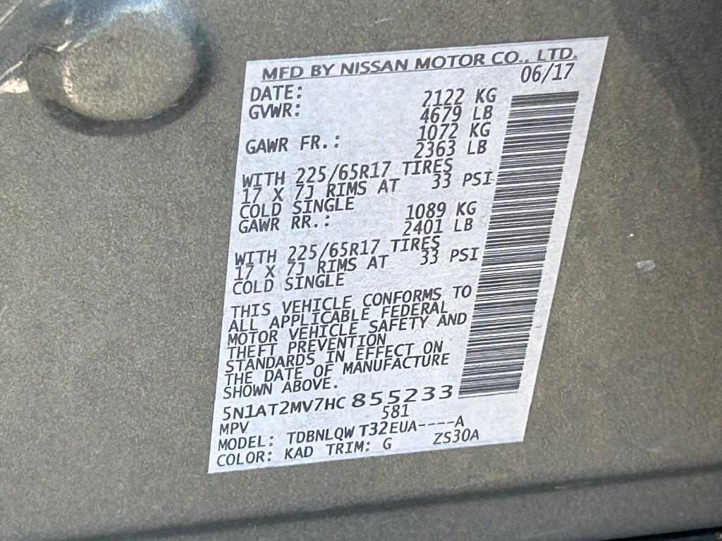 Used 2017 Nissan Rogue SV AWD/4WD image 12