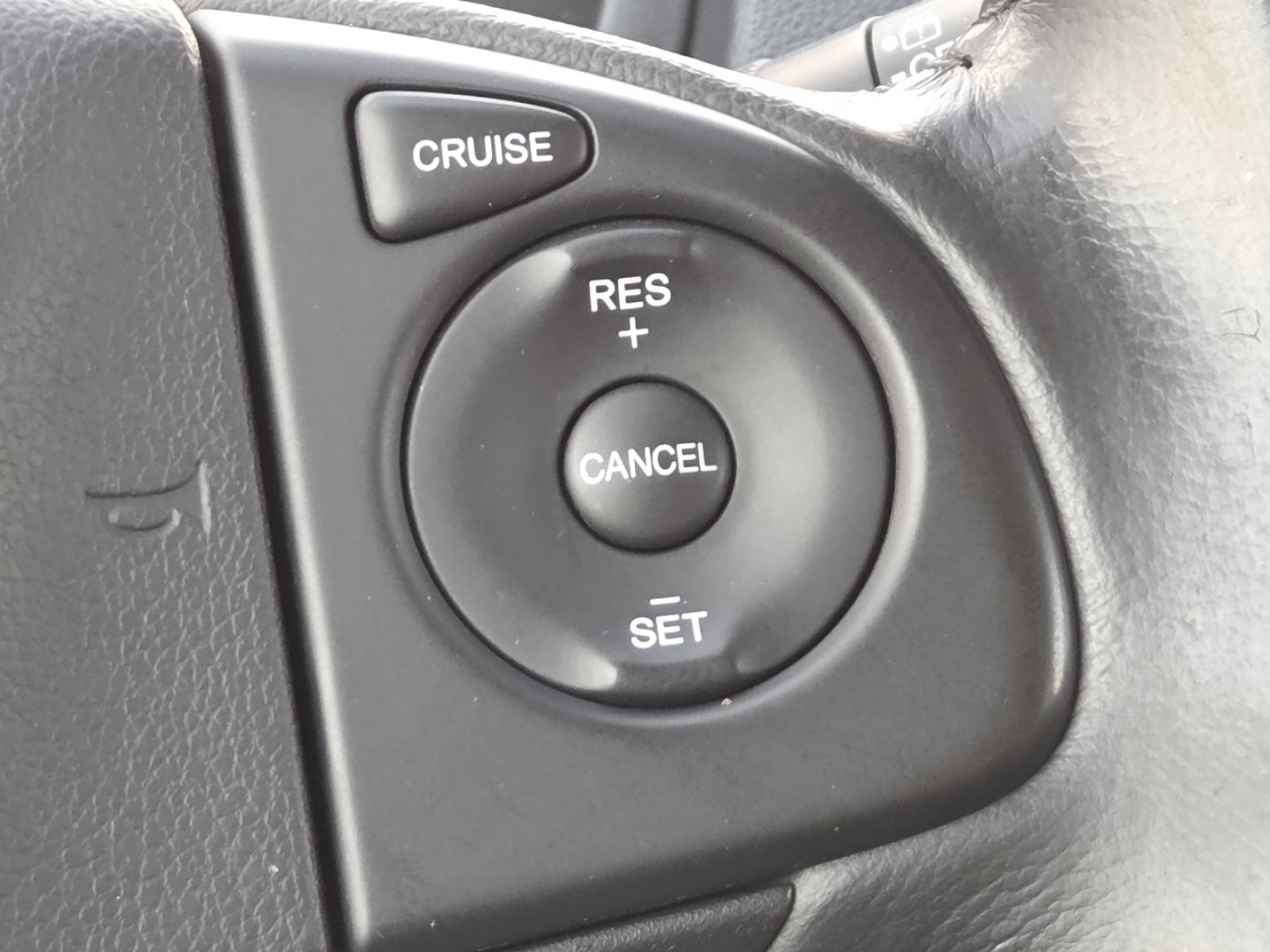 Used 2014 Honda CR-V EX-L image 6
