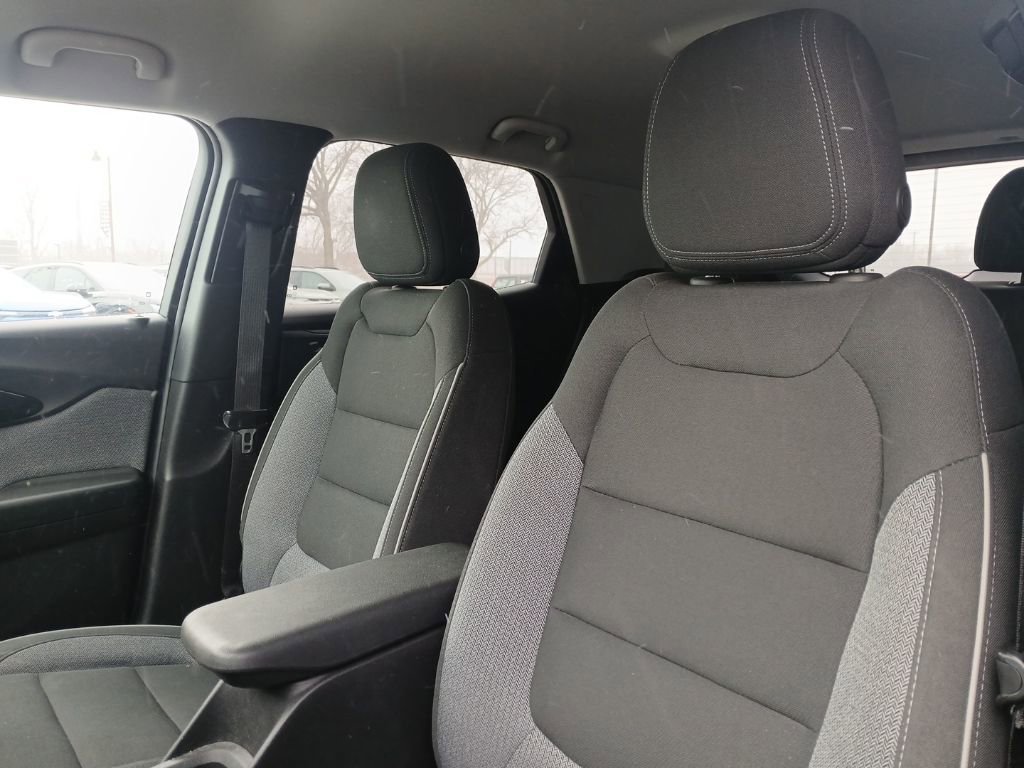 Used 2023 Chevrolet TrailBlazer LT w/ Convenience Package image 13
